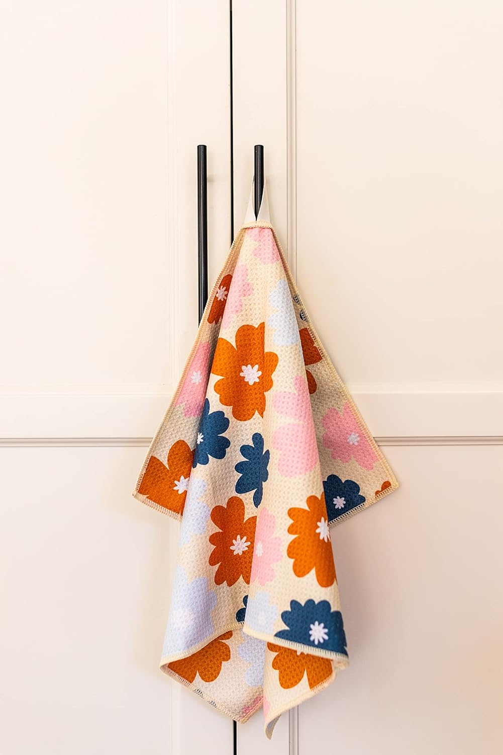 2 Pack Double Sided Kitchen Towels || Dish Towels ||Quick Dry || Designer Prints || Highly Absorbent || Hanging Hook (Rust)