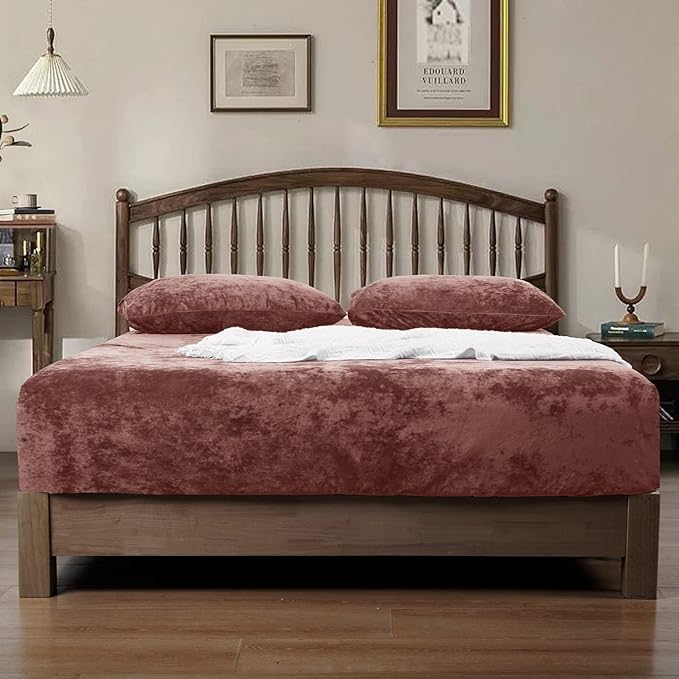 PHF Truly Velvet Fitted Sheet Only Twin Size, Luxury Super Soft Cozy Fuzzy Fleece Bottom Sheet, Deep Pocket Up to 16", Suitable for Fall Winter Spring, No Pillowcases, Rust Red/Burgundy