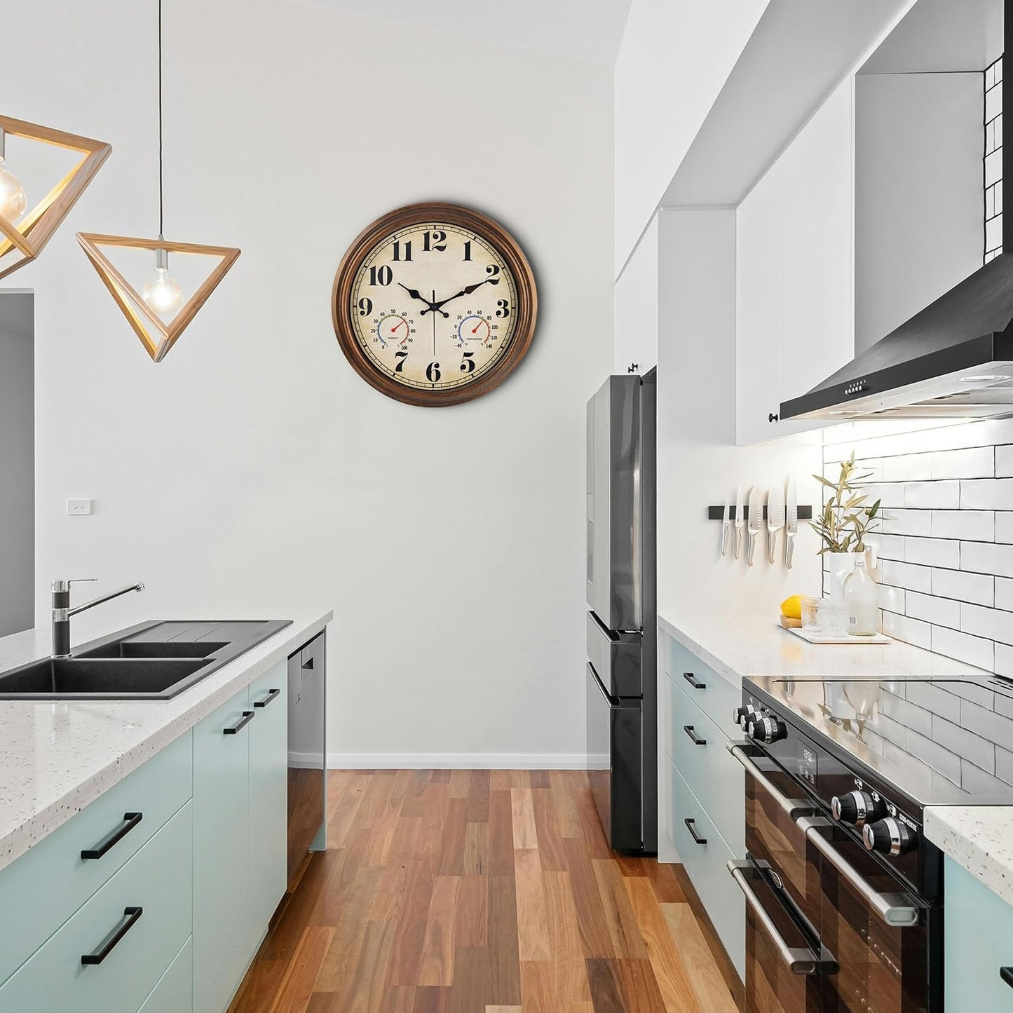 45MinST 16 Inch Bronze Vintage Large Indoor/Outdoor Waterproof Wall Clock with Thermometer & Hygrometer, Silent Non-Ticking Quartz Timepiece for Home, Porch, Garden,Pool