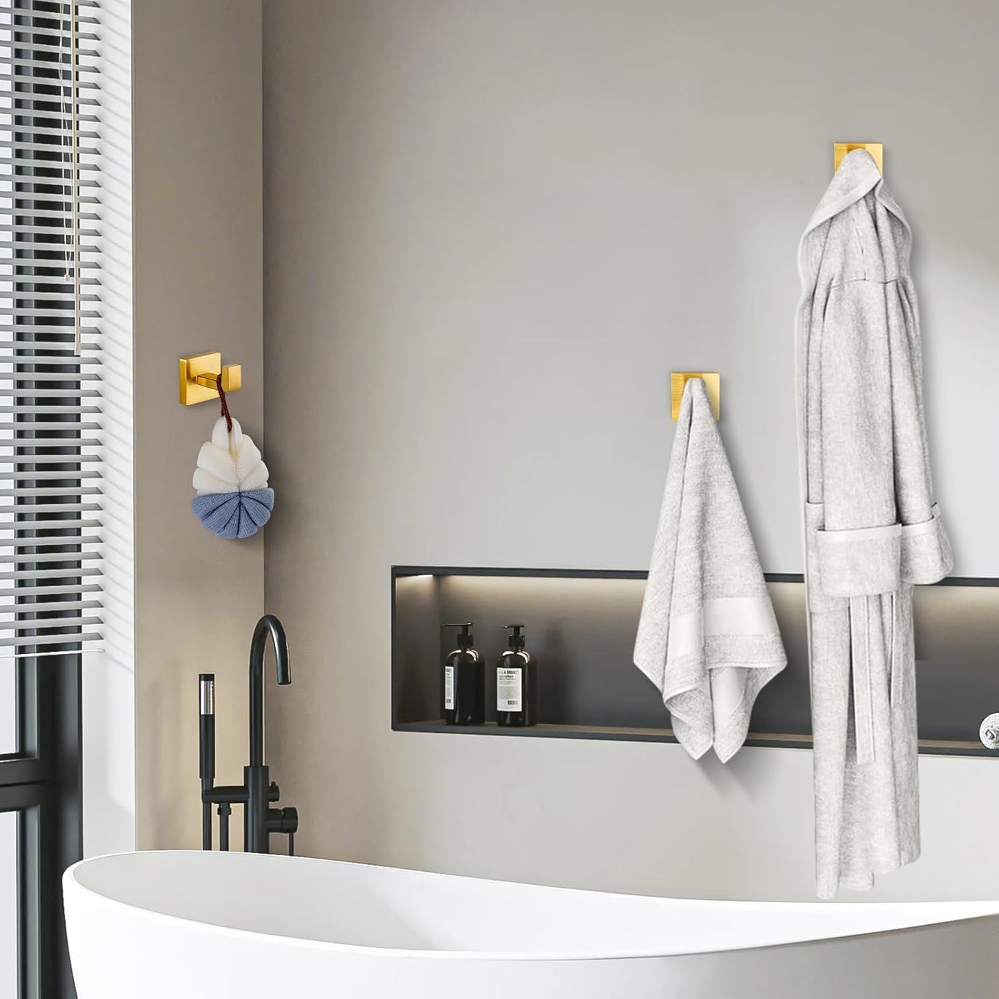 Towel Hooks for Bathrooms, Heavy Duty Wall Mounted Stainless Steel Modern Hook, – Ideal for Hanging Towels, Robes, Coats, in Kitchen, Bedroom, Bathroom, or Hotel (2 Pack, Brushed Gold)