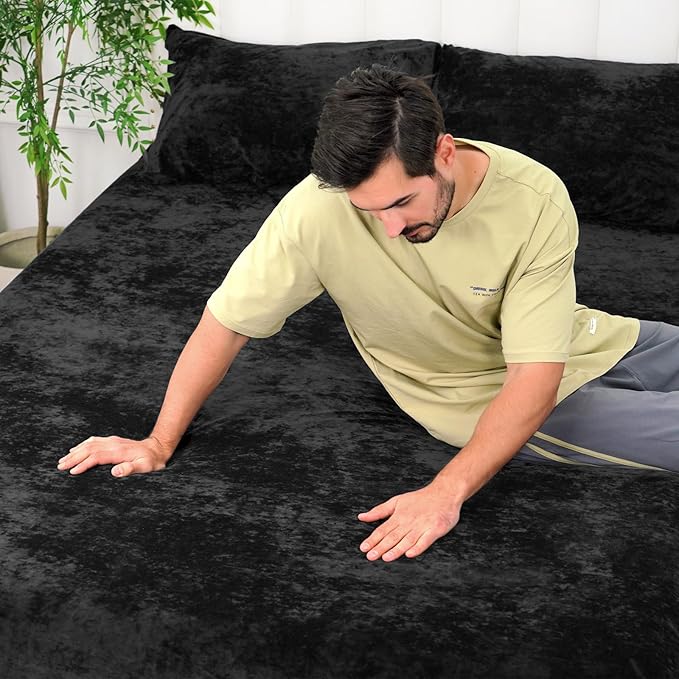 PHF Truly Velvet Fitted Sheet Only King Size, Luxury Super Soft Cozy Fuzzy Flannel Bottom Sheet, Deep Pocket Up to 16",Strenghth Elastic Band,Suitable for Fall Winter Spring, No Pillowcases, Black
