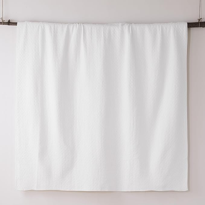 Levtex Home Cross Stitch Reversible Twin XL/Twin Quilt Set (68x86in) with 1 Pillow Sham (26x20in) - Stitch Texture - Bright White - Cotton Twin Size Quilt Bedding Set - Lightweight, Soft, Pre-Washed