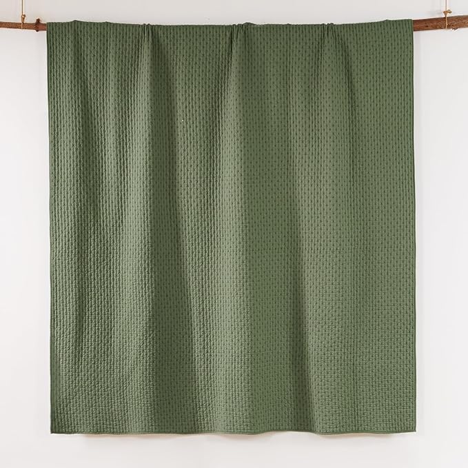 Levtex Home Cross Stitch Reversible Twin XL/Twin Quilt Set (68x86in) with 1 Pillow Sham (26x20in) - Stitch Texture - Forest Green - Cotton Twin Size Quilt Bedding Set - Lightweight, Soft, Pre-Washed