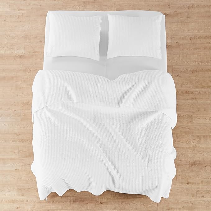 Levtex Home Cross Stitch Reversible Twin XL/Twin Quilt Set (68x86in) with 1 Pillow Sham (26x20in) - Stitch Texture - Bright White - Cotton Twin Size Quilt Bedding Set - Lightweight, Soft, Pre-Washed
