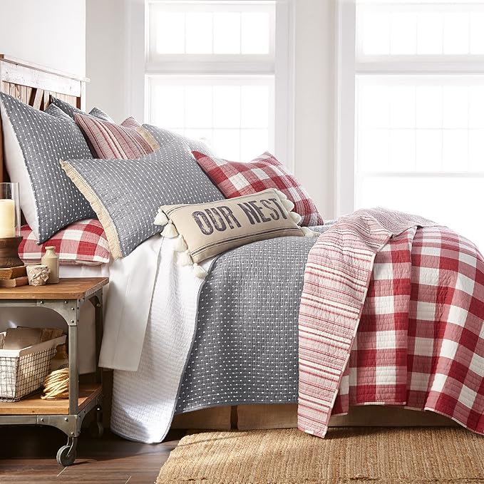 Levtex Home Cross Stitch Reversible Twin XL/Twin Quilt Set (68x86in) with 1 Pillow Sham (26x20in) - Stitch Texture - Grey and White - Cotton Twin Size Quilt Bedding Set - Lightweight Soft Pre-Washed
