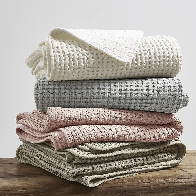 Levtex Home Mills Waffle Full/Queen Quilt Set (88x92in) with 2 Pillow Shams (26x20in) - Grey - Cotton Waffle Full/Queen Size Quilt Bedding Set - Lightweight, Soft, Pre-Washed