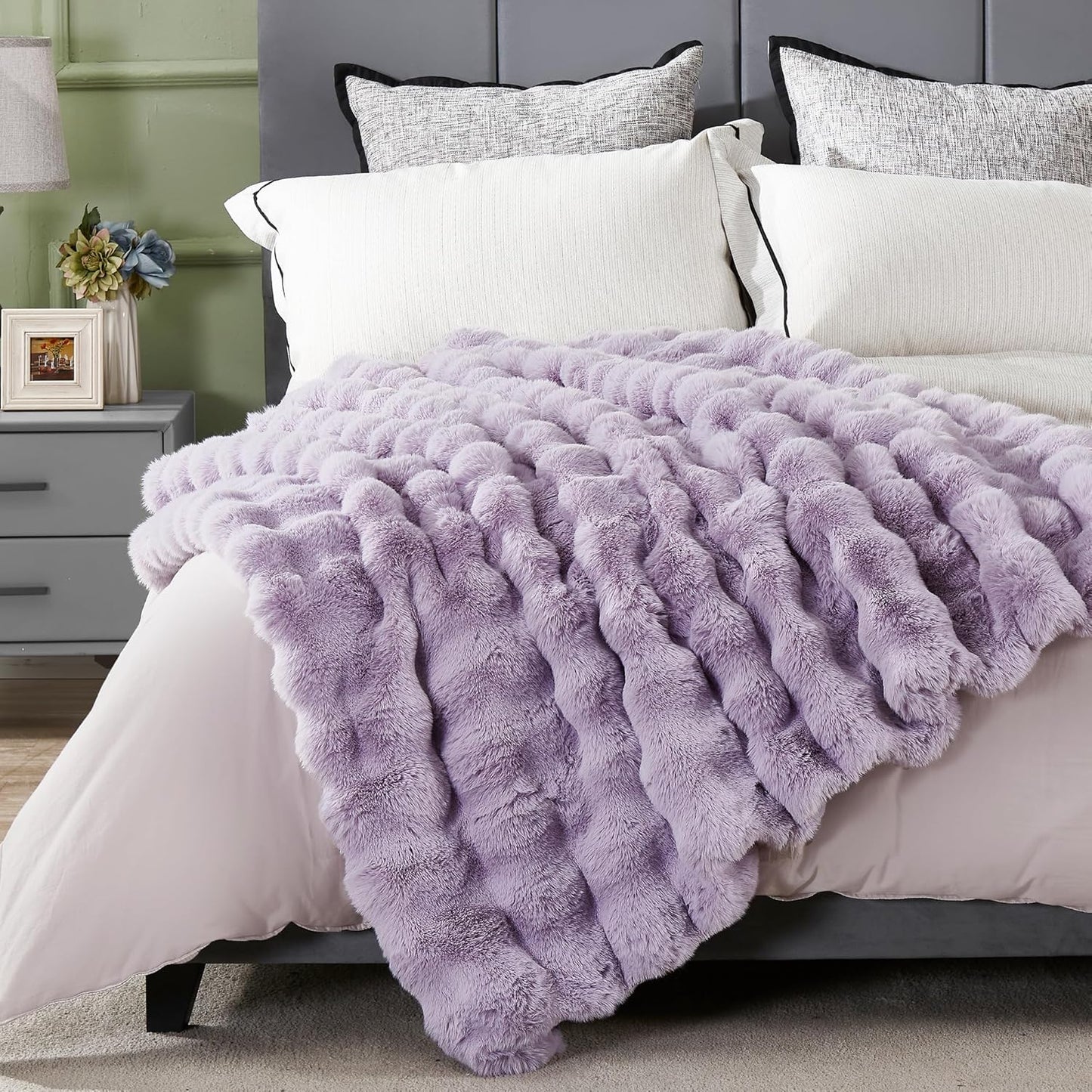 JONIYEAR Soft Fuzzy Bubble Faux Rabbit Fur Throw Blanket 50" x 60", Double Sided Aesthetic Warm Fluffy Blanket for Winter,Luxury Cozy Puffy Shaggy Plush Furry Blankets for Couch Sofa Bed, Lilac Purple