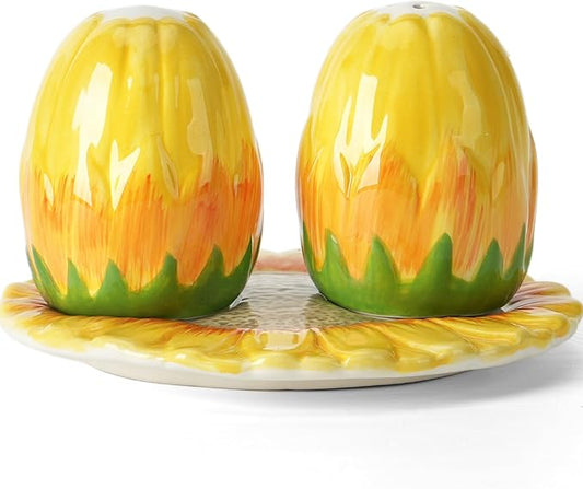 Salt and Pepper Shakers Set,Ceramic Cute Salt Pepper Shaker with Tray,Farmhouse Kitchen Gadget Decor, Sunflower Spice Salt Shaker for Home Restaurants, Cooking Table, Camp, BBQ, Refillable