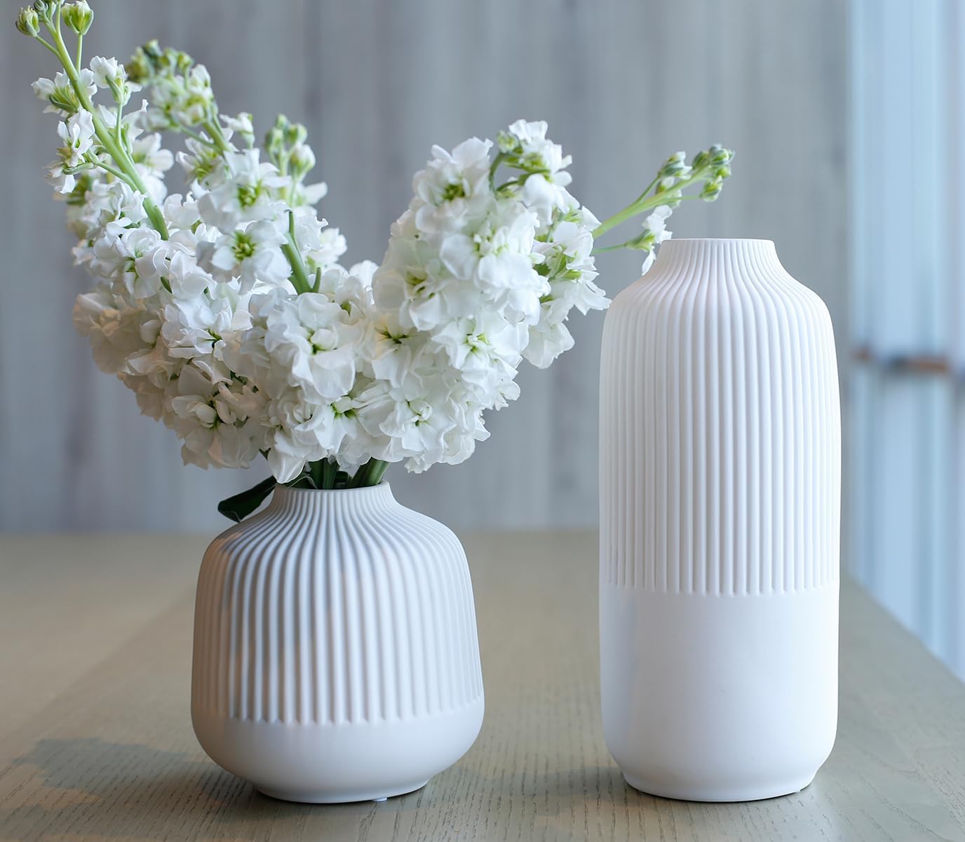 Matte White Vases Home Decor Stripe Centerpieces Modern Boho Ceramic Set of 2 for Flowers Pampas Grass Table Mantle Kitchen Porcelain