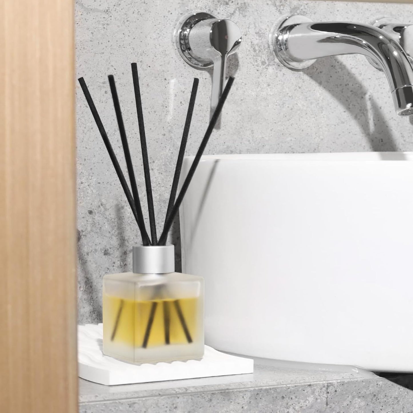 Reed Diffuser, Citrus & Orange Scented Oils Home Fragrance, 3.4fl oz(100ml) Long Lasting Fruity Air Freshener, Essential Oil for Bathroom Guest Room Decor (1-Pack)