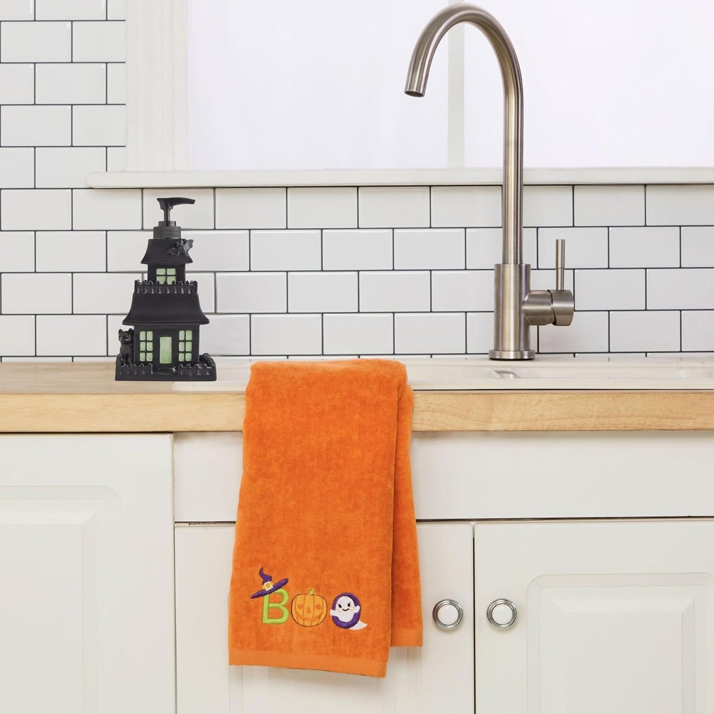 SKL Home Halloween Boo Hand Towel Set for Bath/Kitchen/Bar & Gift, 2 Count