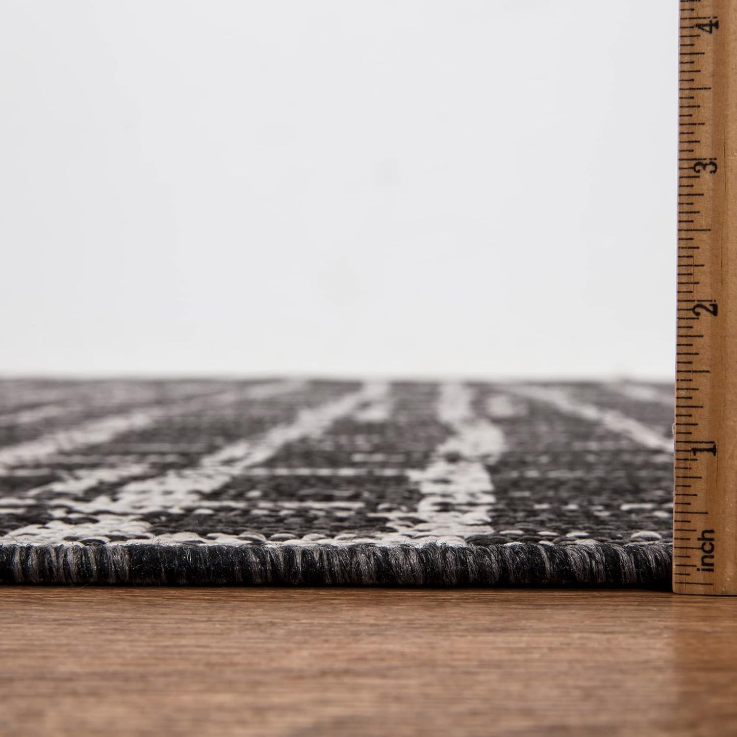 Keen Home Design Outdoor Runner Rug - 2x10 Washable Indoor/Outdoor Rug for Patio, Balcony, Kitchen, Garden, Beach, Deck and Porch. Size: 2'2" x 9'11"