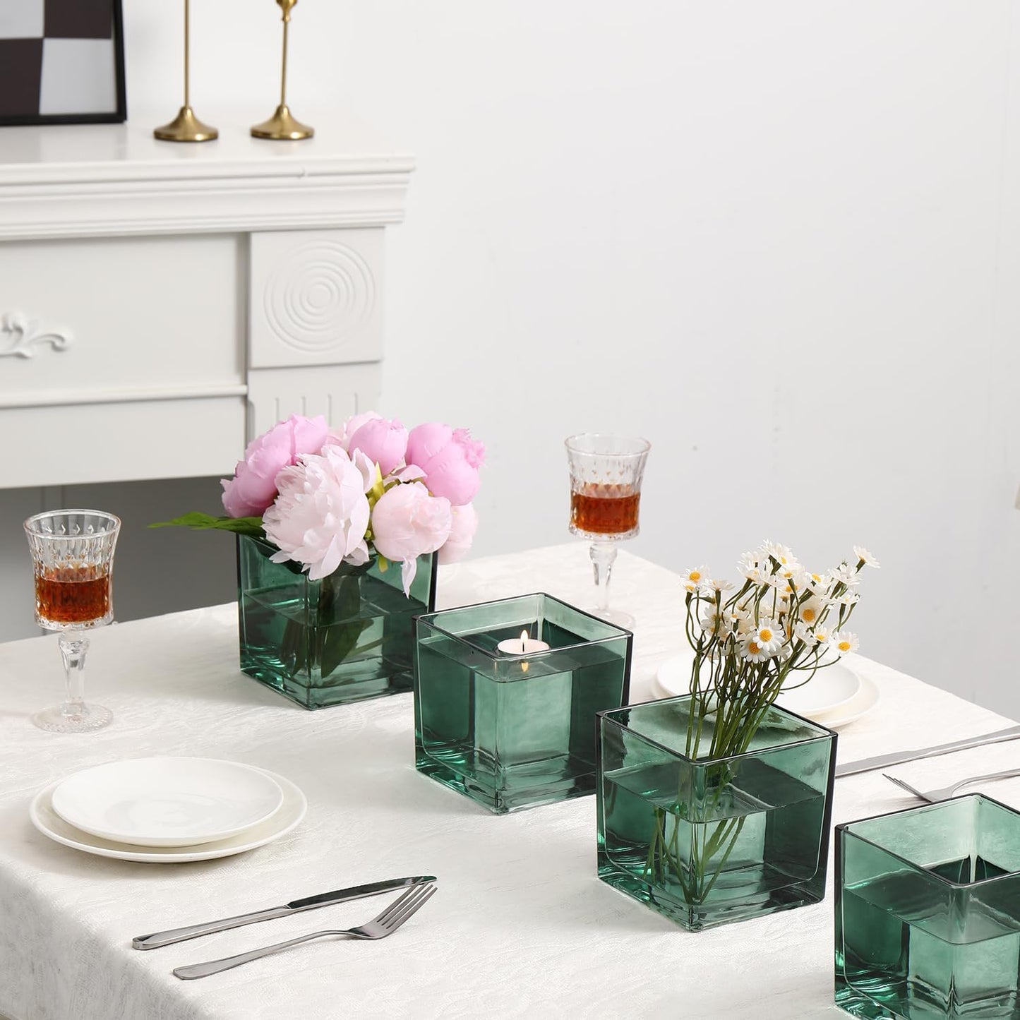 Square Glass Vases Set of 4, 4"x 4"x 4" Flower Vases for Centerpieces, Green Glass Vase for Flowers, Small Vase for Wedding, Party, Home Office Decoration