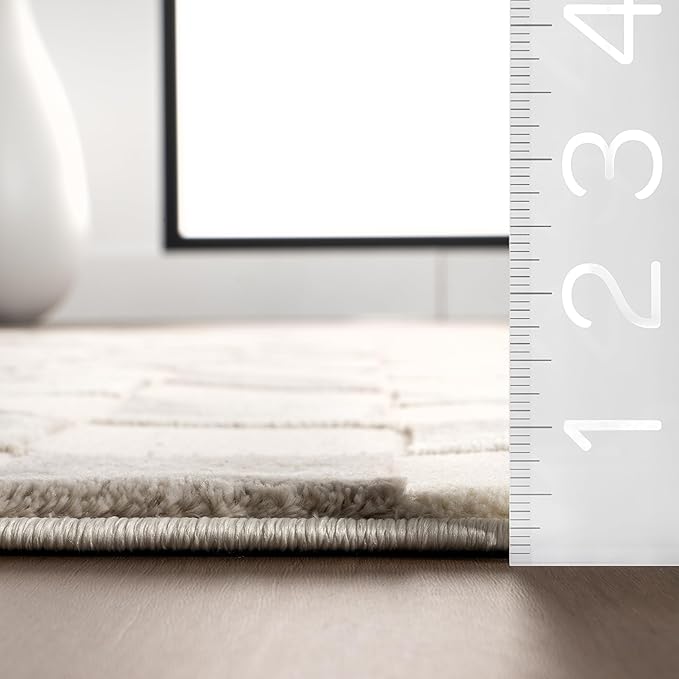 Nuloom Alaiya Checkered 4' x 6' Machine Washable for Living Room Bedroom Dining Room, Cream