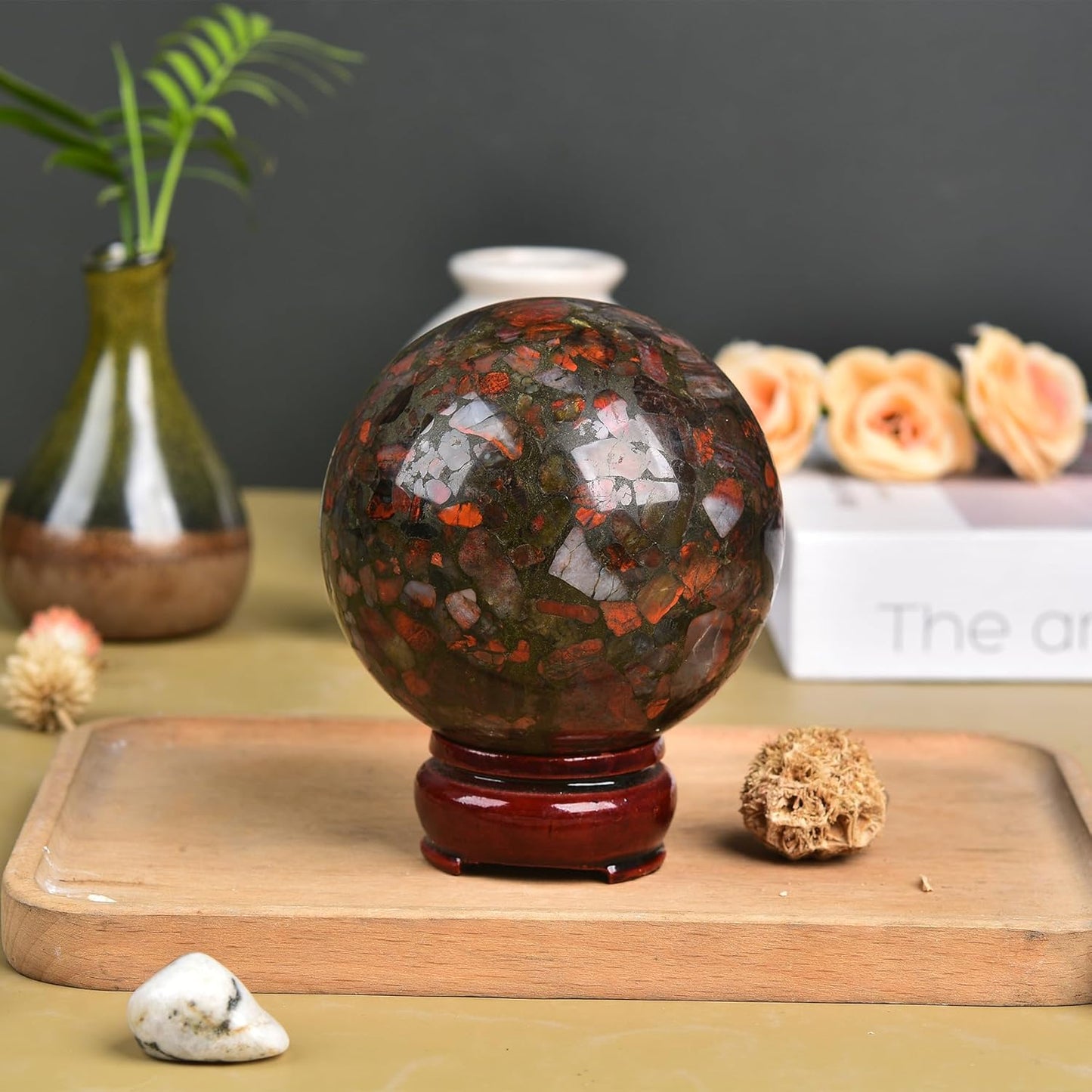 JIC Gem Brazilian Red Agate Crystal Sphere Gemstone Sphere Red Healing Crystal Ball with Display Stand Home Decor Meditation Grid Energy Balance (80-90mm)