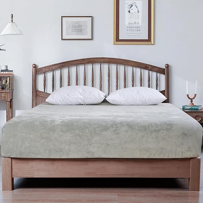 PHF Truly Velvet Fitted Sheet Only Twin Size, Luxury Super Soft Cozy Fuzzy Fleece Bottom Sheet, Deep Pocket Up to 16",Strenghth Elastic Band, Suitable for Fall Winter Spring,No Pillowcases,Sliver Grey