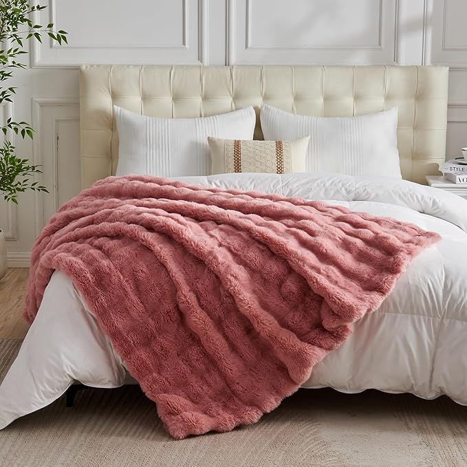 Lotus Karen Faux Fur Blanket Old Pink Queen Size - Big Bubble Rabbit Fluff Throw for Couch Small Fluffy Fuzzy Cozy Thick Furry Plush Shaggy Blankets 90x90 Inches