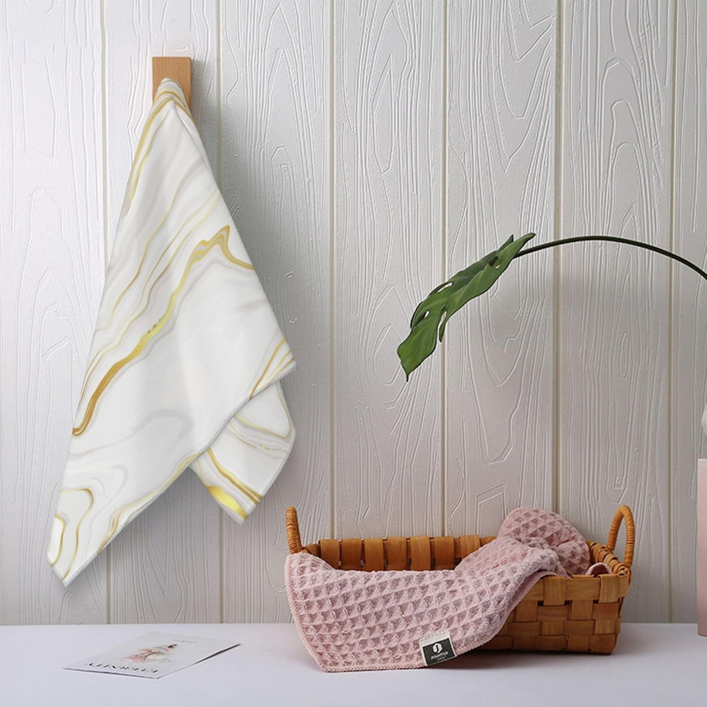 White Gold Marble Bathroom Hand Towels 2 Piece Marble Texture Decorative Bath Towels for Bathroom Yoga Swim Hotel Spa Home Decor 14x28 Inch