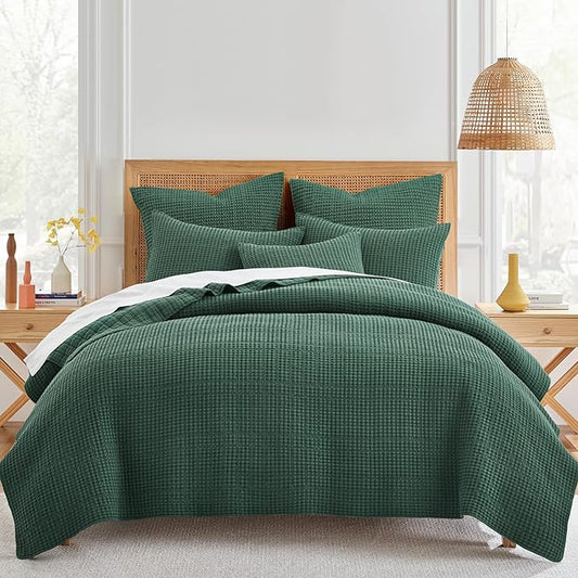 Levtex Home Mills Waffle Twin XL/Twin Quilt Set (68x86in) with 1 Pillow Sham (26x20in) - Forest Green - 100% Cotton Twin Size Quilt Bedding Set - Lightweight, Soft, Pre-Washed