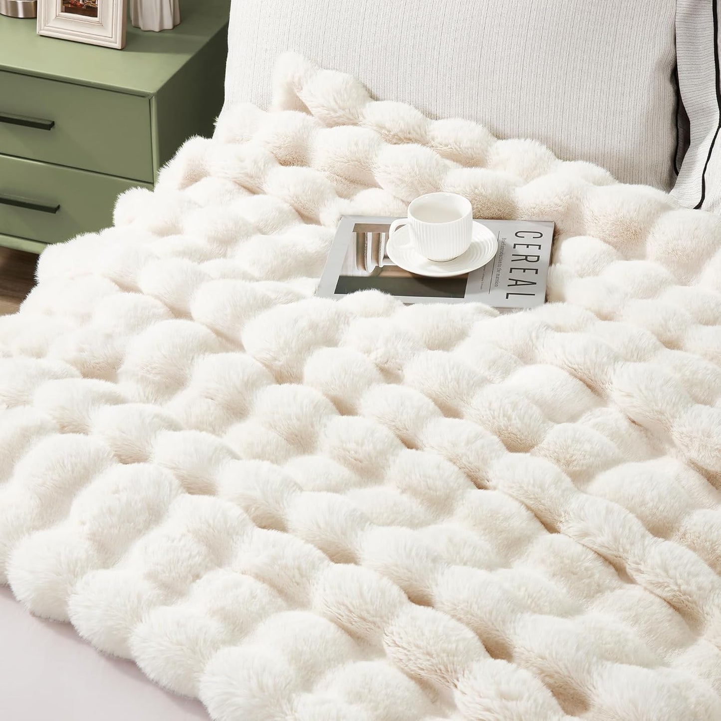 JONIYEAR Extra Large Soft Fuzzy Bubble Faux Rabbit Fur Bed Blanket Full Size 70" x 80", Decorative Big Thick Warm Fluffy Blanket for Winter, Luxury Cute Cozy Shaggy Comfy Furry Blankets, Cream White