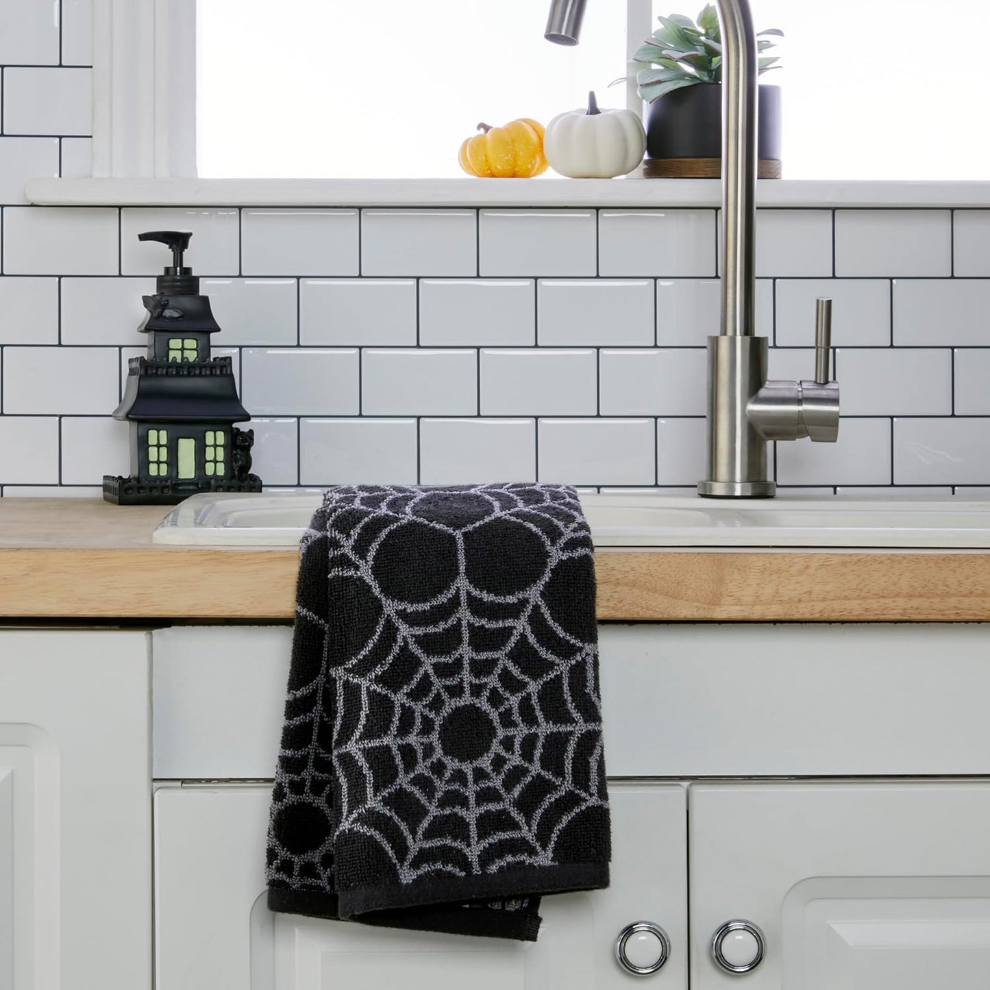 SKL Home Halloween Spider Web 100% Cotton Jacquard 2pc Hand Towel Set, Reversible, Soft & Absorbent, Decorative for Bath/Kitchen/Bar & Gift, Black