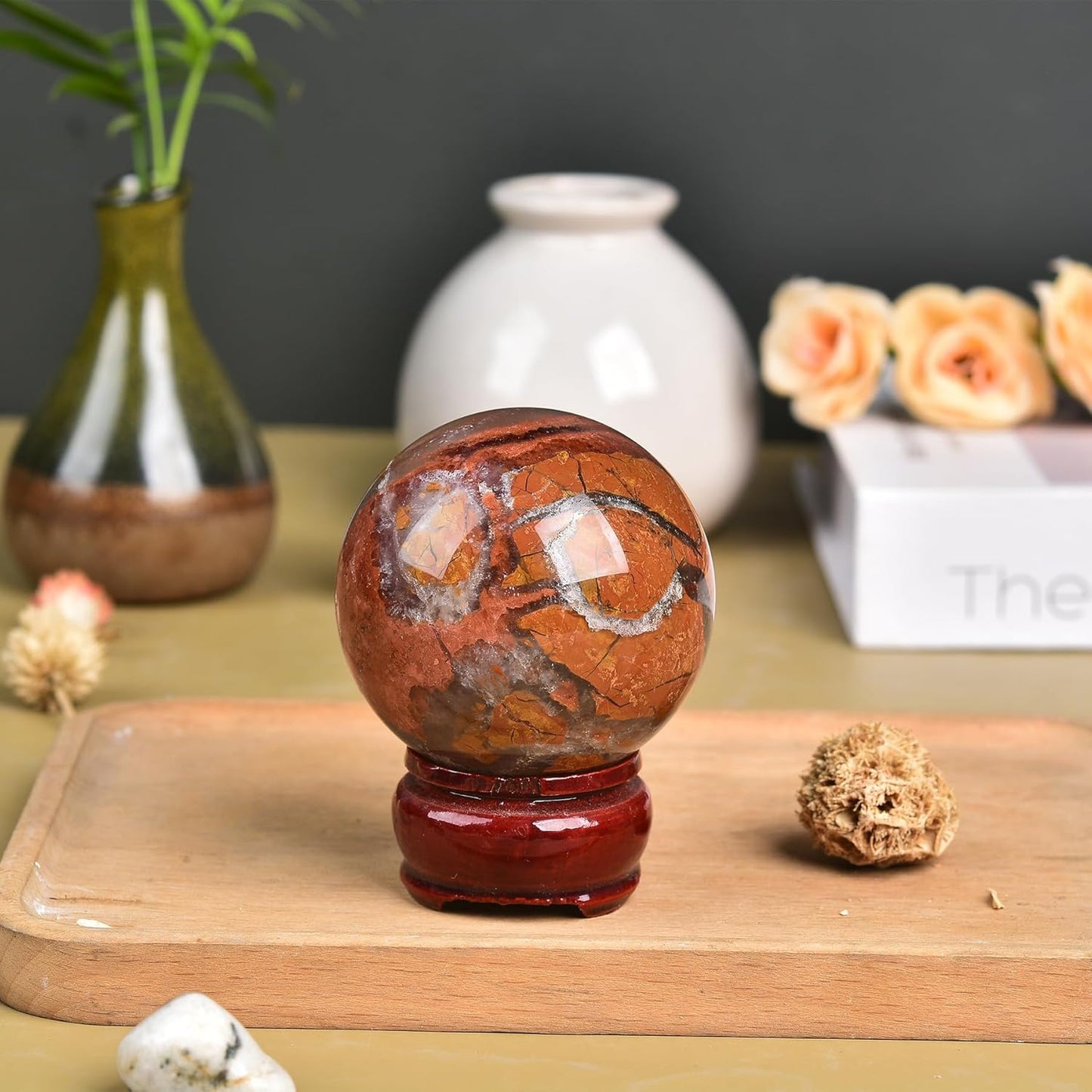 JIC Gem Yellow Agate Crystal Ball Sphere Yellow Healing Crystal Gemstone Ball with Display Stand Home Decor Meditation Grid Energy Balance (50-60mm)