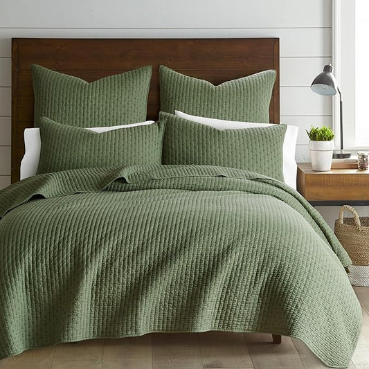 Levtex Home Cross Stitch Reversible Twin XL/Twin Quilt Set (68x86in) with 1 Pillow Sham (26x20in) - Stitch Texture - Forest Green - Cotton Twin Size Quilt Bedding Set - Lightweight, Soft, Pre-Washed