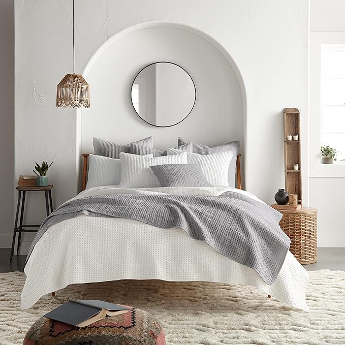 Levtex Home Mills Waffle Full/Queen Quilt Set (88x92in) with 2 Pillow Shams (26x20in) - Bright White - 100% Cotton Full/Queen Size Quilt Bedding Set - Lightweight, Soft, Pre-Washed