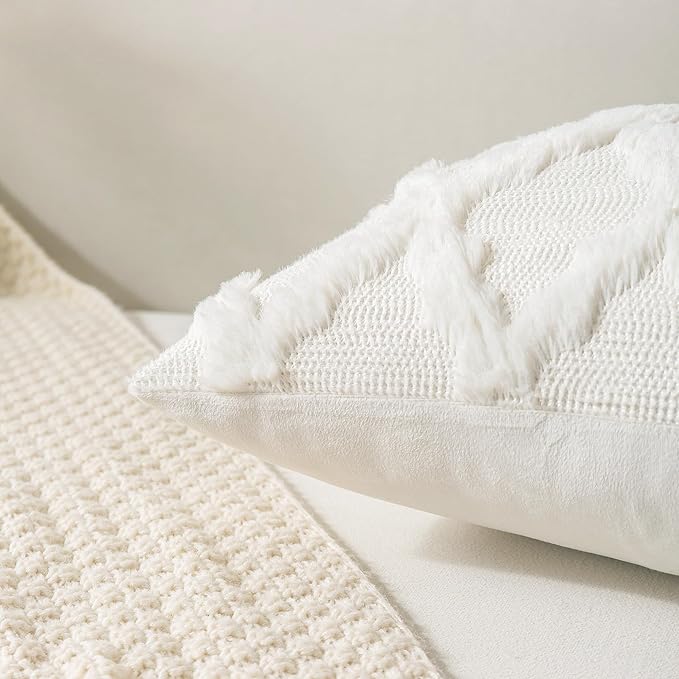 Set of 2 Soft Moroccan Throw Pillow Covers 22x22 Inch Plush Boho Decorative Pillow Cover Accent Cushion Case for Couch Sofa Bed, Cream White