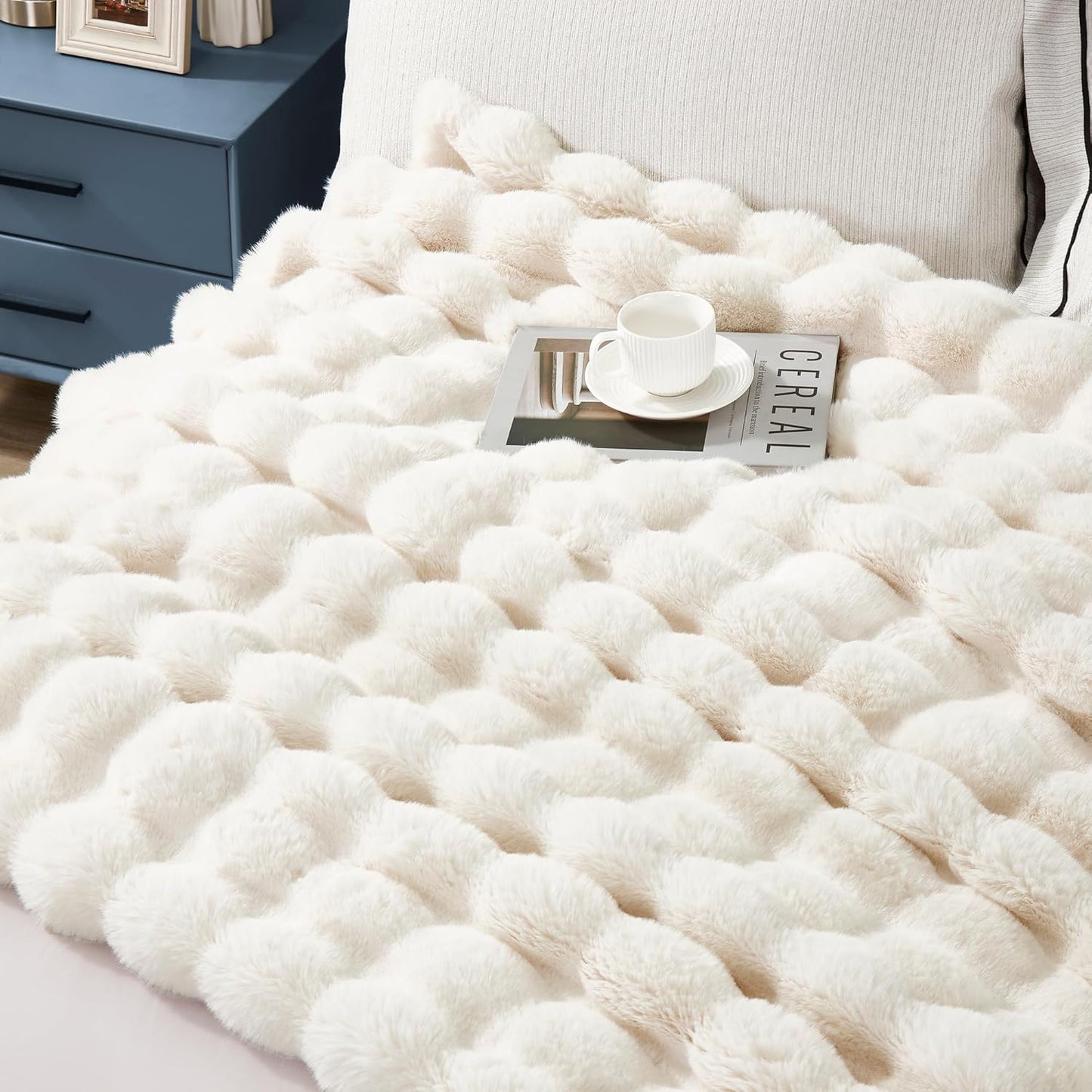 JONIYEAR Soft Fuzzy Oversized Bubble Faux Rabbit Fur Throw Blanket 60" x 70", Reversible Thick Warm Fluffy Blanket for Winter, Luxury Cozy Puffy Shaggy Furry Blankets for Bed, Twin Size, Cream White