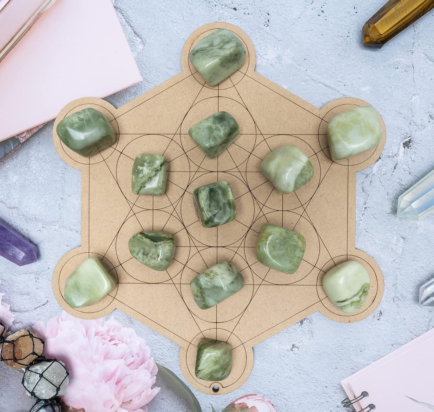 Crocon 1LB Serpentine Tumbled Stones and Crystals Bulk 2000+ Carats Natural Crystal Kit for Reiki Healing Crystal Polished, Tumble Stones, Chakra Balancing, Reiki Gift, Home Decor Size : 20-25 mm