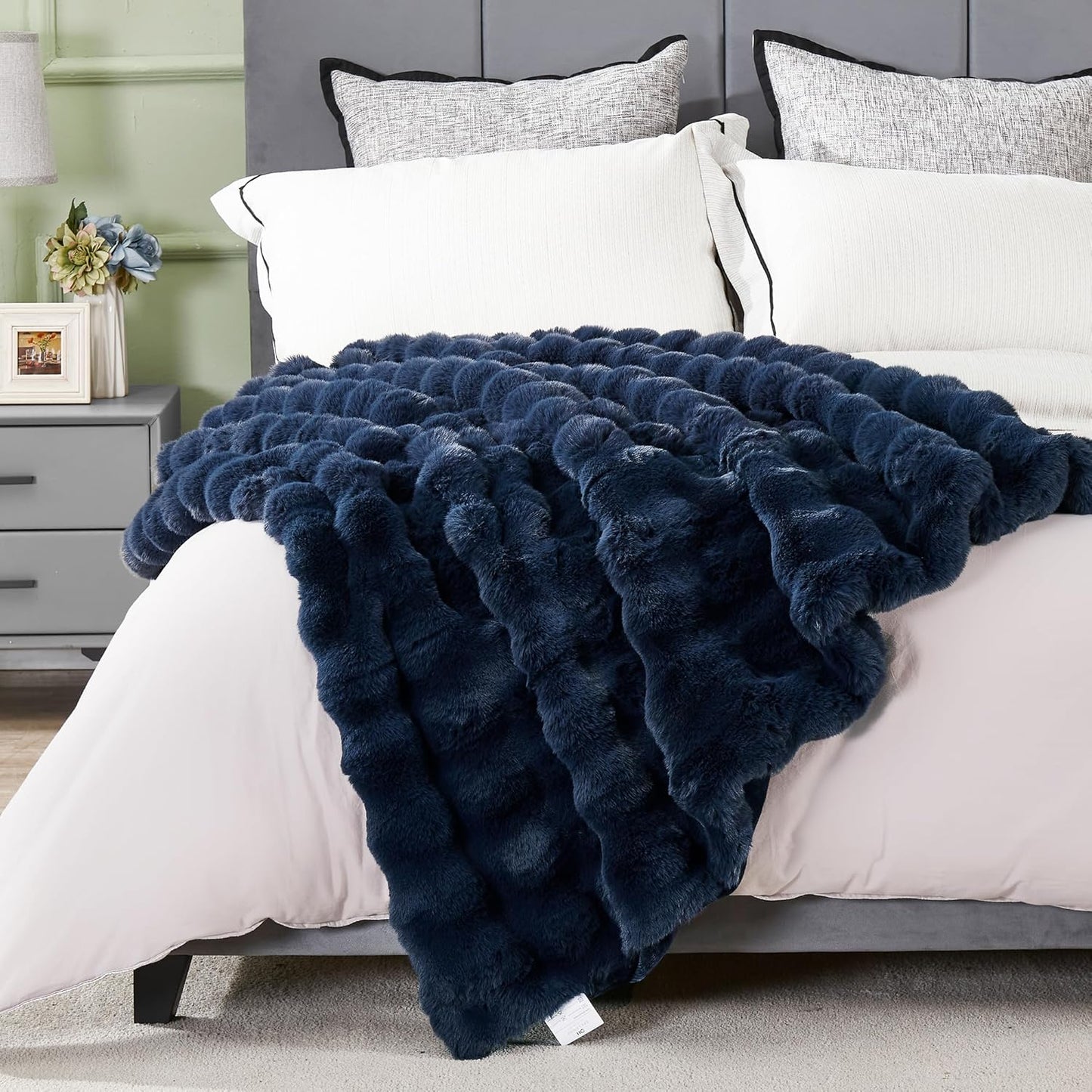 JONIYEAR Soft Fuzzy Oversized Bubble Faux Rabbit Fur Throw Blanket 60" x 70", Reversible Solid Thick Warm Fluffy Blanket for Winter, Luxe Cozy Puffy Shaggy Furry Blankets for Bed, Twin Size, Navy Blue
