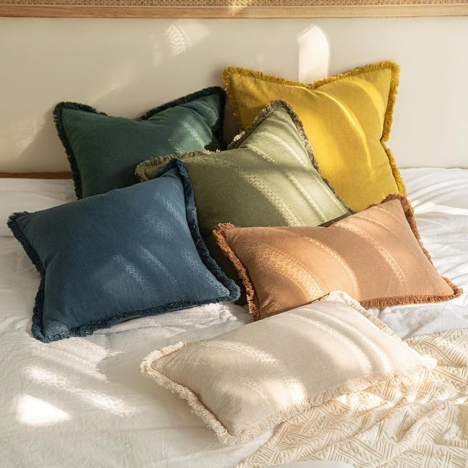 MIULEE Decorative Throw Pillow Covers Neutral Linen Fringe Throw Pillows Set of 2 Navy Blue Boho Farmhouse Cushion Covers with Tassels for Couch Sofa Bed Living Room Spring Home Decor 18x18 Inch