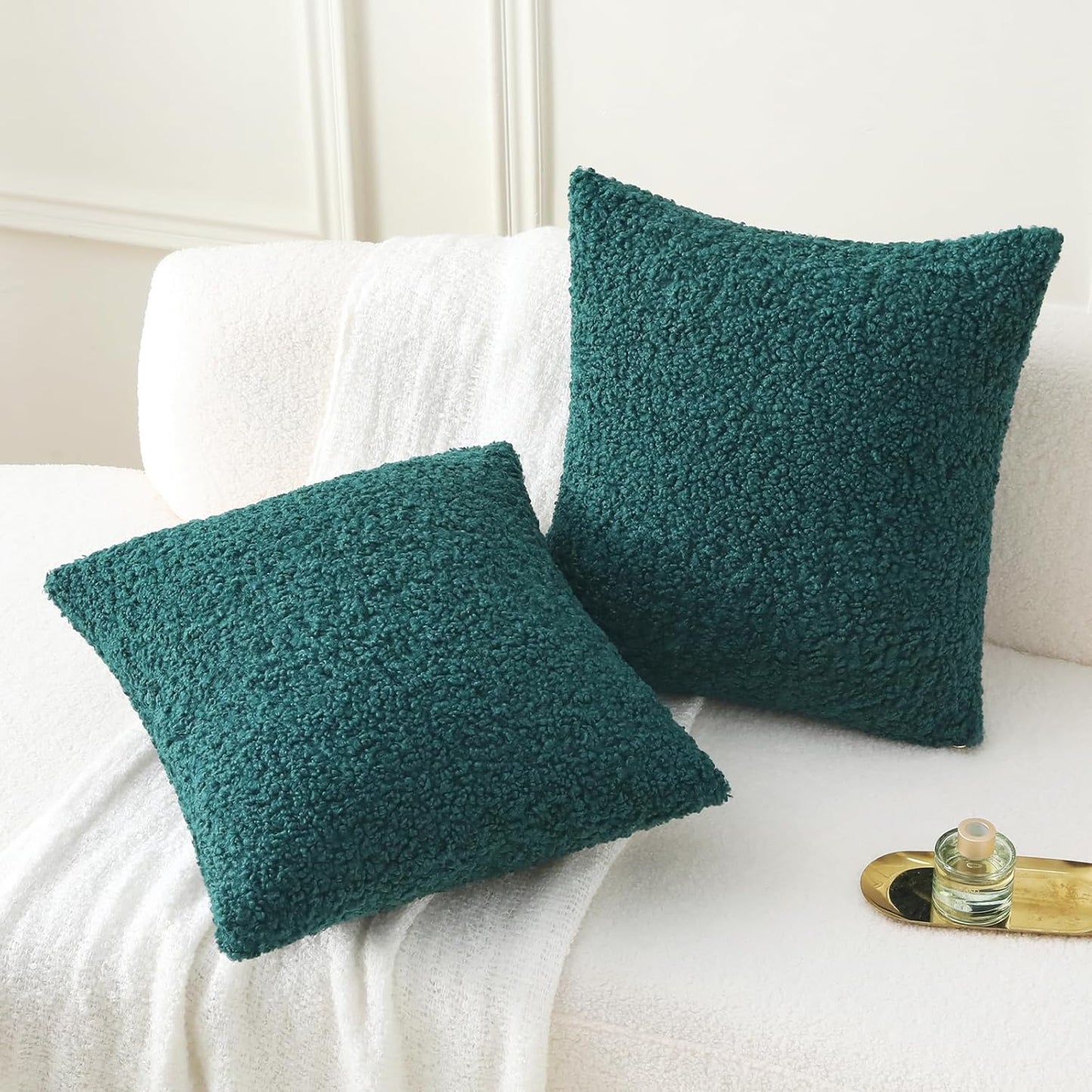 FUTEI Dark Green Throw Pillow Covers 22x22 Inch Set of 2,Furry Faux Fur Teddy Boucle Textured Cushion Covers,Soft Fluffy Decorative Pillow Case,Home Decor for Couch Bed Living Room Office Car