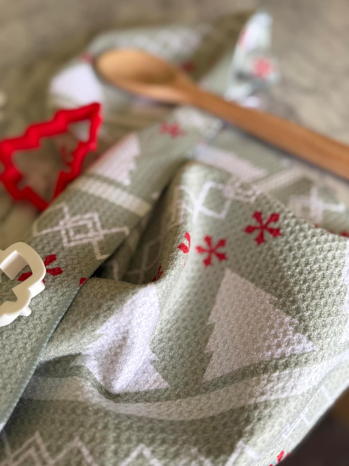 2 Pack || Double Sided|| Not Your Ordinary Kitchen Towels || Dish Towels || Quick Dry || Waffle Weave Microfiber || Designer Prints || Highly Absorbent || Hanging Hook (Mint Christmas)