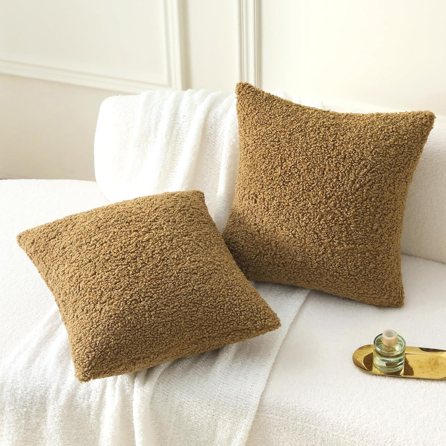 FUTEI Khaki Throw Pillow Covers 20x20 Inch Set of 2,Furry Faux Fur Teddy Boucle Textured Cushion Covers,Soft Fluffy Decorative Pillow Case,Home Decor for Couch Bed Living Room Office Car