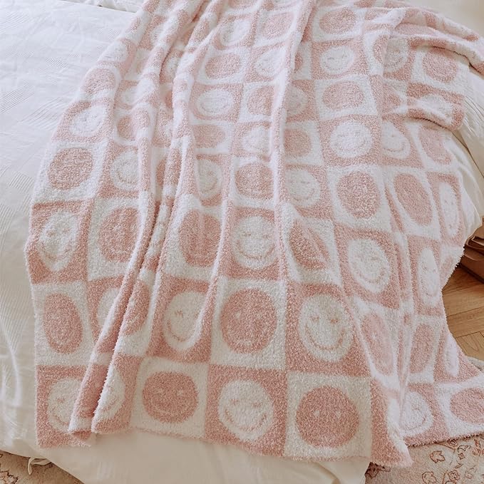 YIRUIO with Smiley Faces Checkerboard Throw Blankets Checkered Reversible Microfiber Super Soft Warm Cozy Fluffy Shaggy Blanket for Home Office Couch Bed Sofa Decor (Soft Pink)