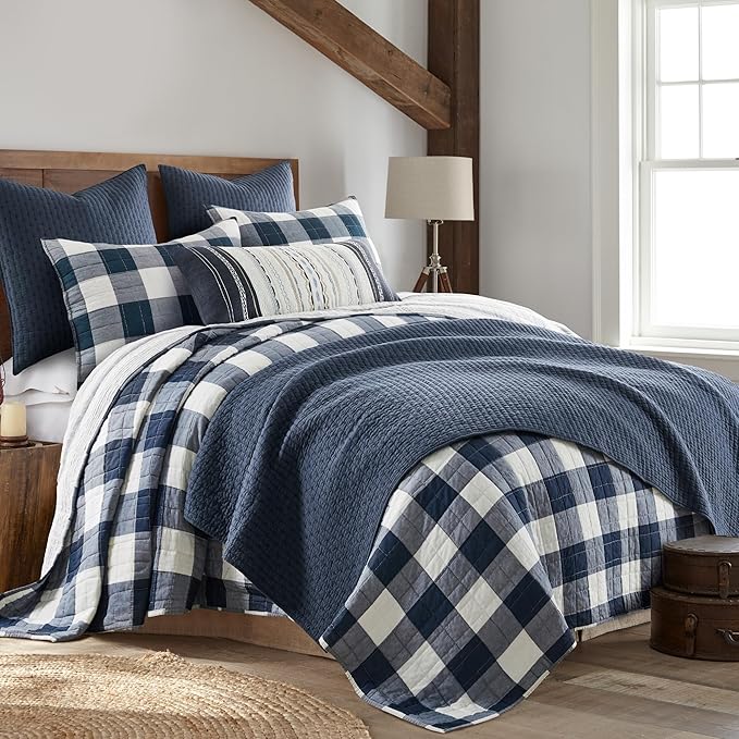 Levtex Home Cross Stitch Reversible Twin XL/Twin Quilt Set (68x86in) with 1 Pillow Sham (26x20in) - Stitch Texture - Navy - Cotton Twin/Twin Size Quilt Bedding Set - Lightweight, Soft, Pre-Washed