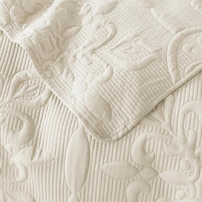 Ivory Damask Quilt King Size Bedding Sets with 2 Pillow Shams, Cream Boho Bedspread Lightweight Soft Farmhouse Vintage Bohemian Coverlet Retro Jacquard Pattern Bed Cover for All Season, 3 Pieces