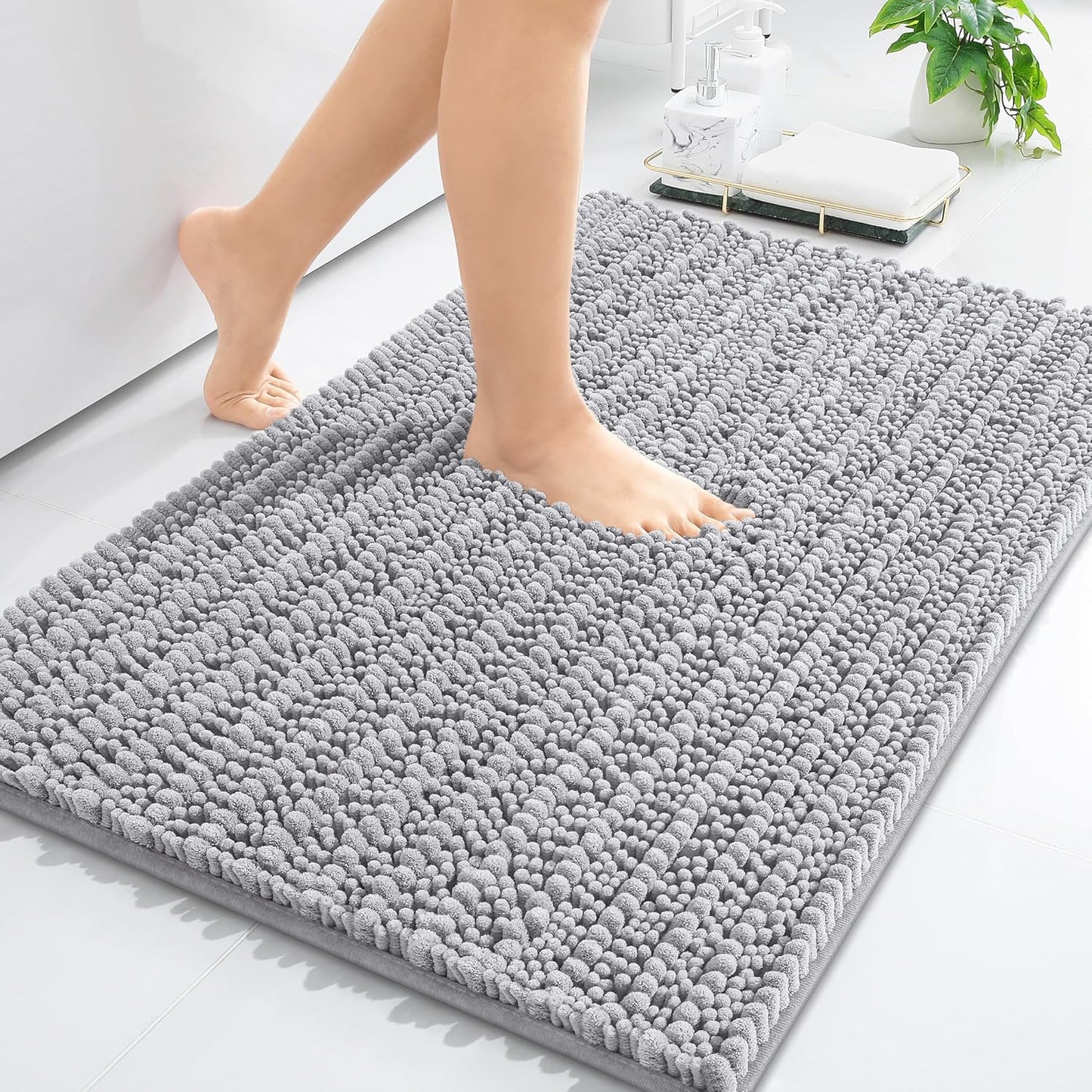 Arotive Luxury Chenille Bathroom Rug Mat, Extra Soft Thick Absorbent Shaggy Bath Rugs, Non-Slip Machine Wash Dry, Plush Bath Mats for Bathroom, Shower and Tub, 34x21, Light Grey
