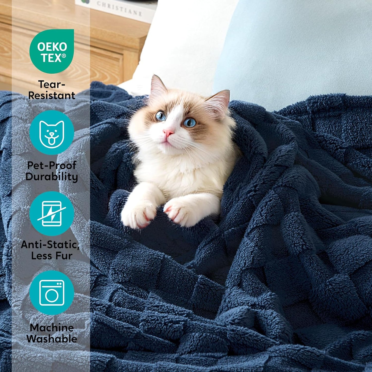 Joiedomi Throw Blanket for Couch, Soft Blue Fleece Checkered Blankets Gifts for Women Mom Girls, 280GSM Cozy Cute Soft Throw Home Room Decor Aesthetic Gifts 50x60 Inches