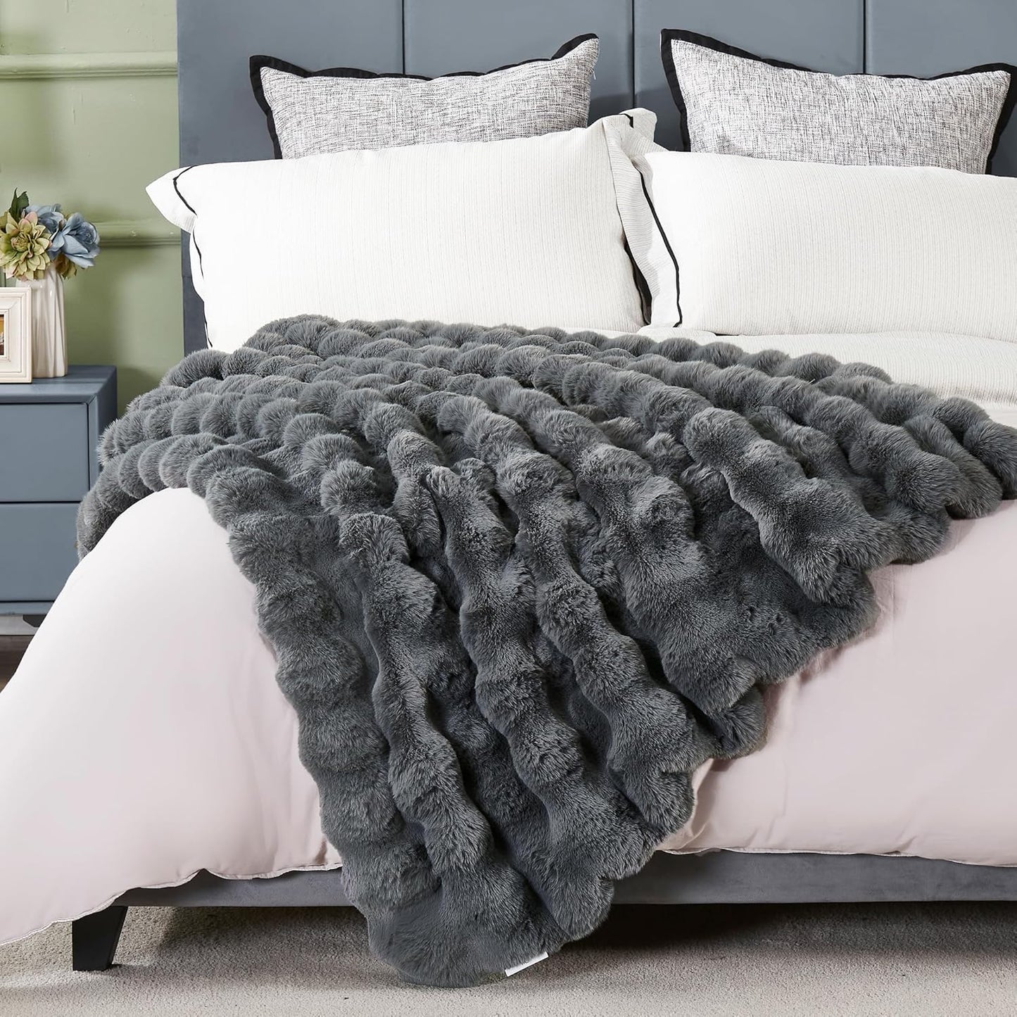 JONIYEAR Solid Thick Bubble Faux Rabbit Fur Throw Blanket 50" x 60", Decorative Bumpy Cute Cozy Fluffy Gray Warm Blanket for Winter,Reversible Luxe Fuzzy Textured Poofy Comfy Shag Furry Blankets, Grey