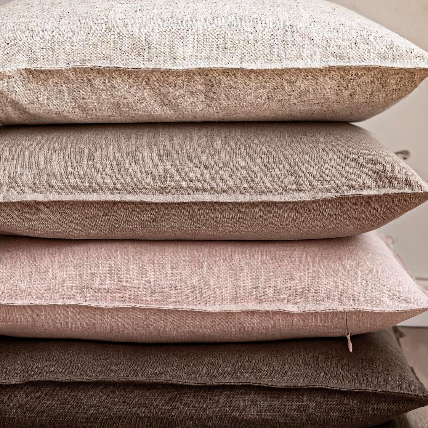 Foindtower Pack of 2, Decorative Linen Solid Throw Pillow Covers Soft Accent Cushion Case Boho Farmhouse Pillowcase for Bed Chair Couch Sofa Bedroom Living Room Home Decor 20 x 20 Inch Light Pink