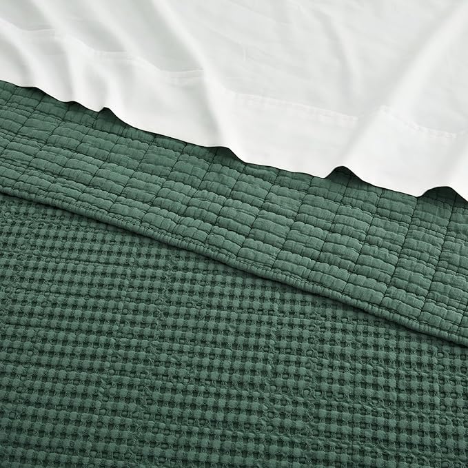 Levtex Home Mills Waffle Twin XL/Twin Quilt Set (68x86in) with 1 Pillow Sham (26x20in) - Forest Green - 100% Cotton Twin Size Quilt Bedding Set - Lightweight, Soft, Pre-Washed