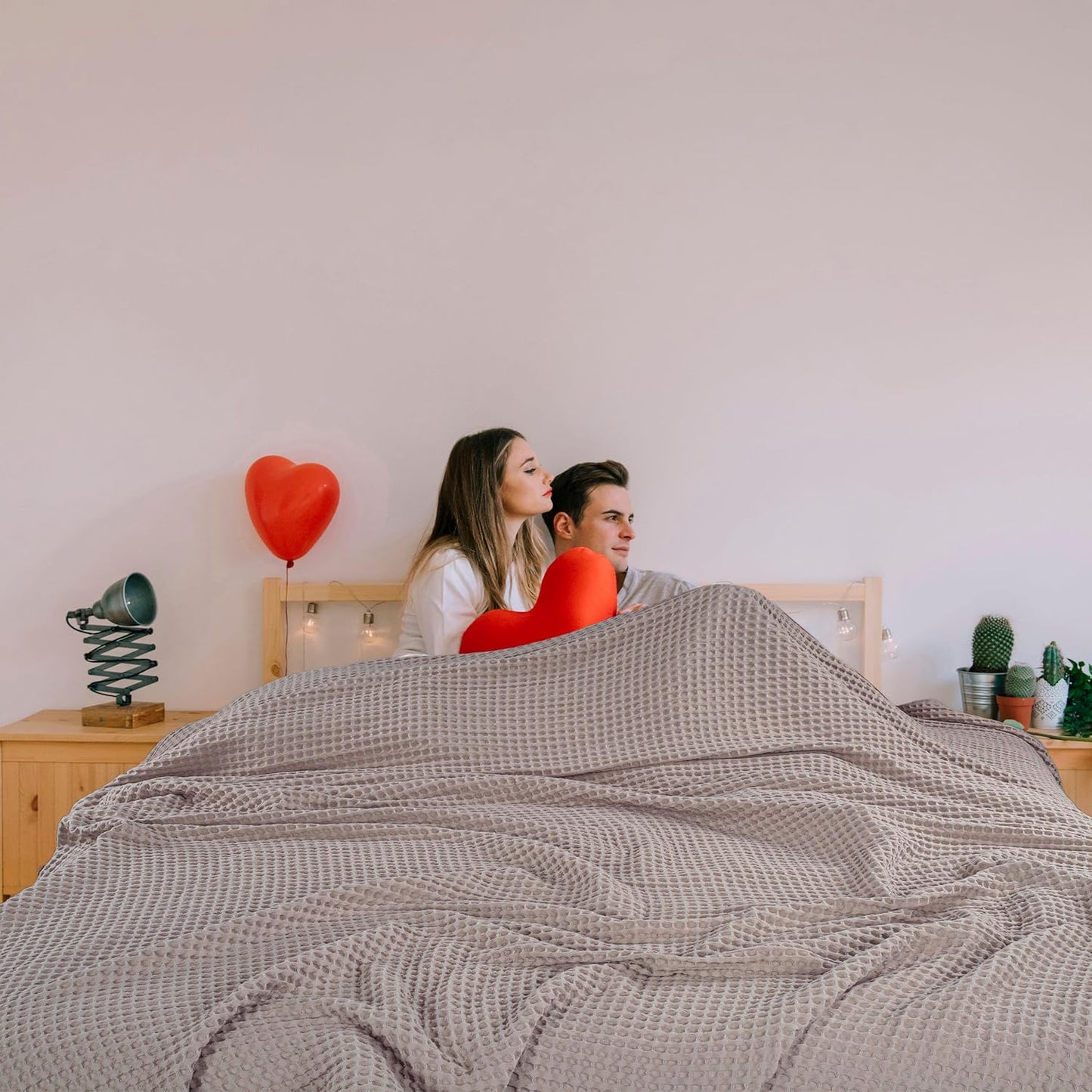 HILLFAIR 100% Cotton Blanket- 120"x120" XXL Oversized King Bed Blankets- Family Size 10 ft x 10 ft Big- Waffle Blankets- All Season Soft Breathable- Extra Large King Cotton Blanket for Bed- Khaki