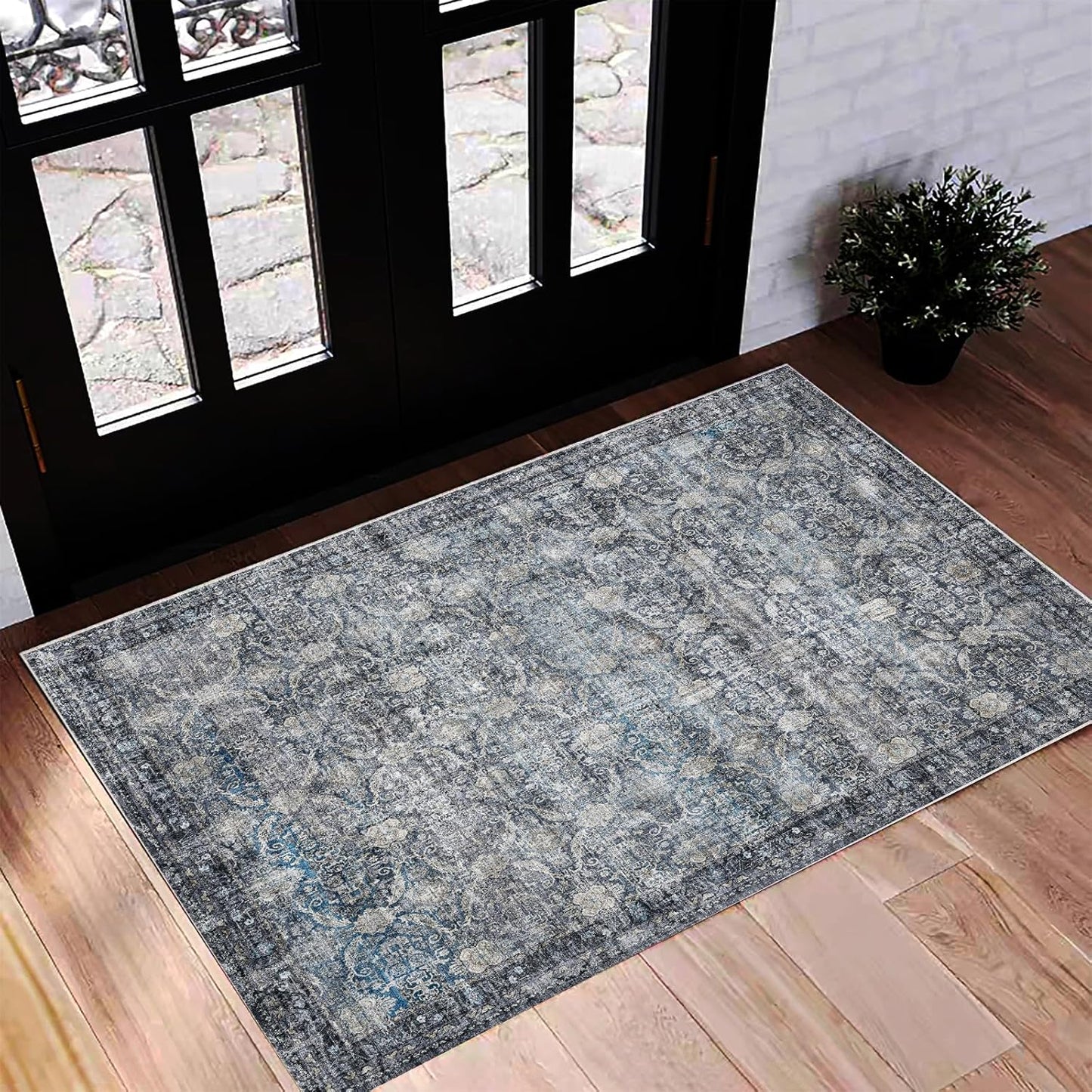 Washable Area Rug 2'x3' Door Mat Vintage Distressed Doormat Indoor Entrance Traditional Thin Rug Floral Print Non Slip Carpet for Kitchen Bathroom Bedroom Living Room