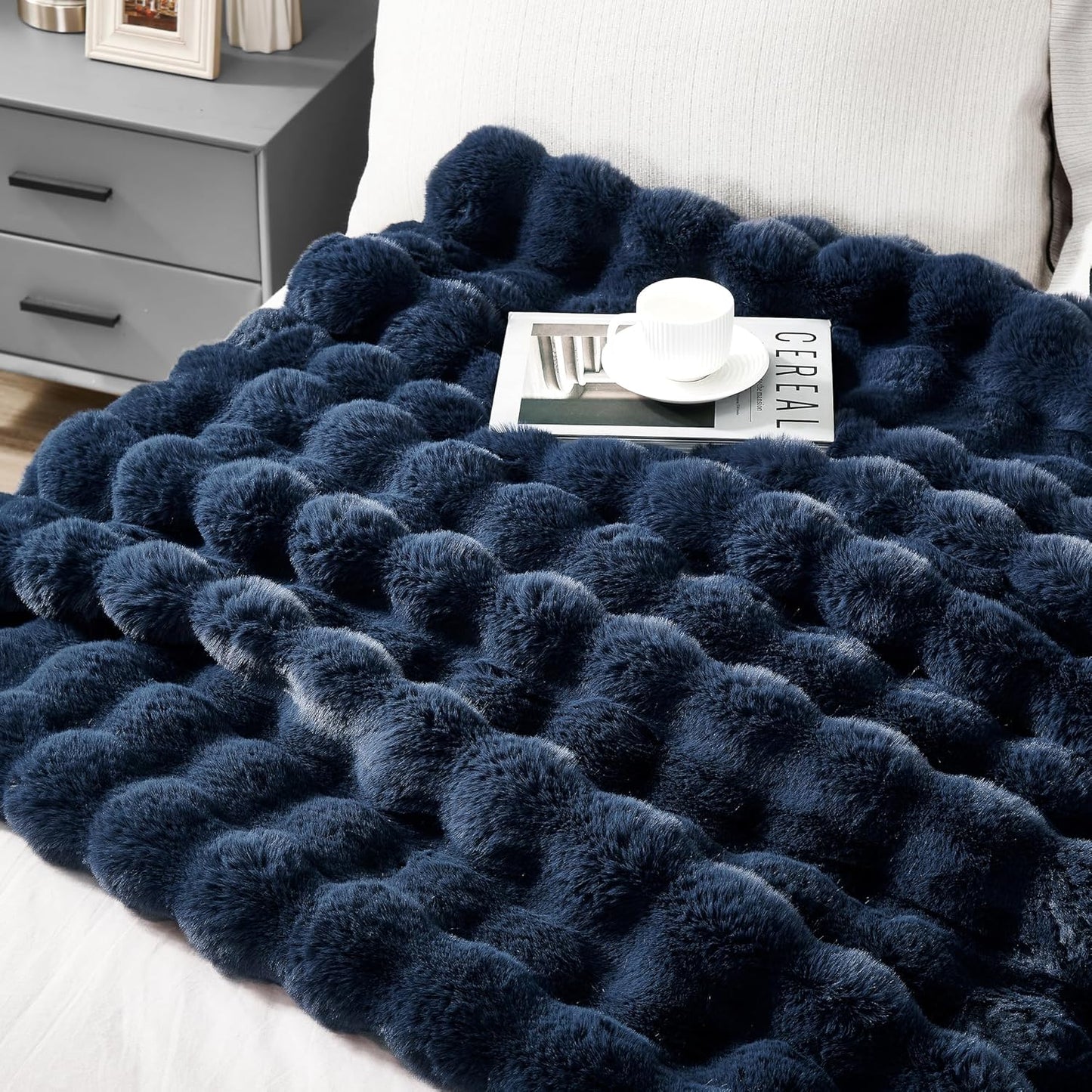 JONIYEAR Super Large Soft Fuzzy Bubble Faux Rabbit Fur Bed Blanket Queen Size 80" x 90",Decorative Big Thick Warm Fluffy Blanket for Winter,Luxury Cute Cozy Plush Shaggy Comfy Furry Blankets,Navy Blue