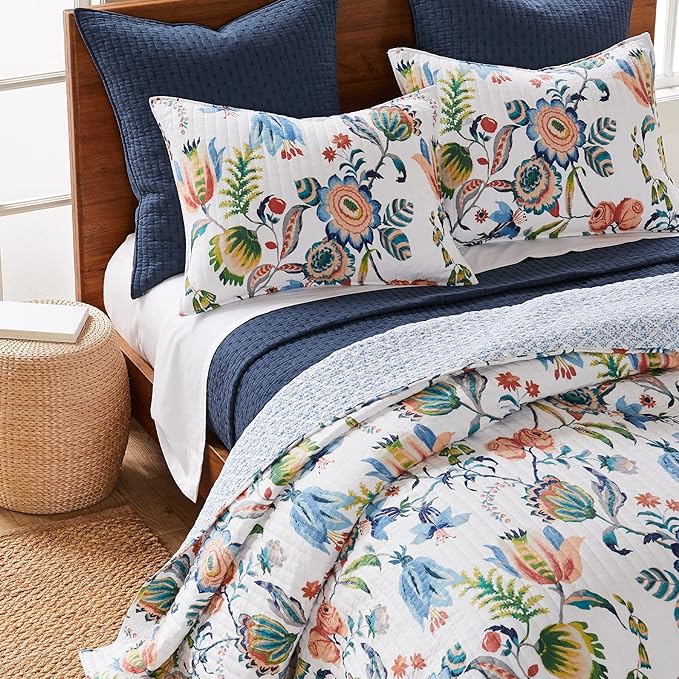 Levtex Home Cross Stitch Reversible Twin XL/Twin Quilt Set (68x86in) with 1 Pillow Sham (26x20in) - Stitch Texture - Navy - Cotton Twin/Twin Size Quilt Bedding Set - Lightweight, Soft, Pre-Washed