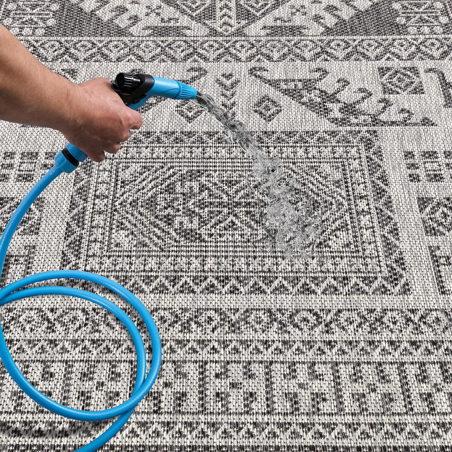 Keen Home Design Terrace Outdoor Runner Rug - 2x8 Washable Indoor/Outdoor Rug for Patio, Kitchen, Balcony, Beach, Garden, Deck and Porch, Size: 2'2"x7'7"