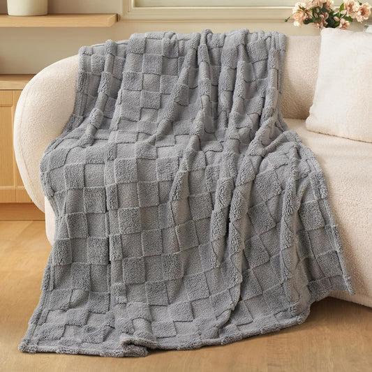 Joiedomi Throw Blanket for Couch, Soft Grey Fleece Checkered Blankets Gifts for Women Mom Girls, 280GSM Cozy Cute Soft Throw Home Room Decor Aesthetic Gifts 50x60 Inches